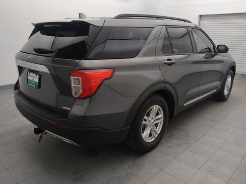 Used 2020 Ford Explorer XLT w/ Equipment Group 202A image 9