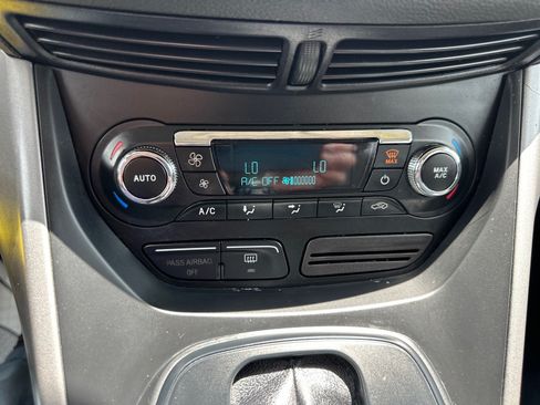 Used 2014 Ford Escape SE w/ Equipment Group 201A FWD image 26