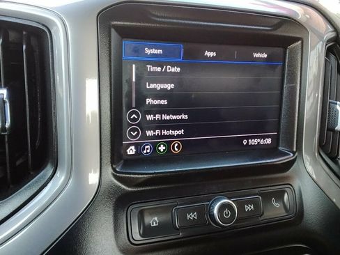 Used 2021 Chevrolet Silverado 1500 Custom RWD image 17