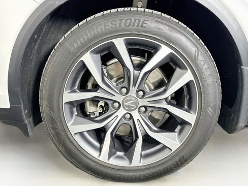 Used 2022 Acura MDX w/ Technology Package AWD/4WD image 11