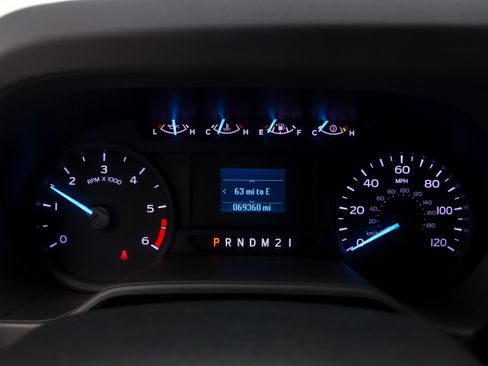 Used 2023 Ford E-350 and Econoline 350 Super Duty w/ Power Windows & Locks Group RWD image 21