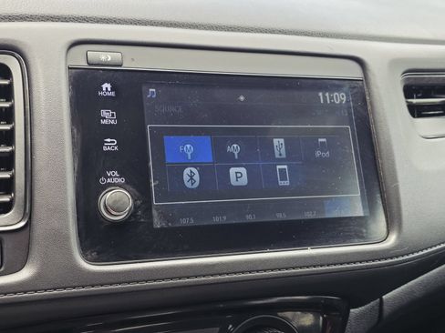 Used 2021 Honda HR-V Sport image 21