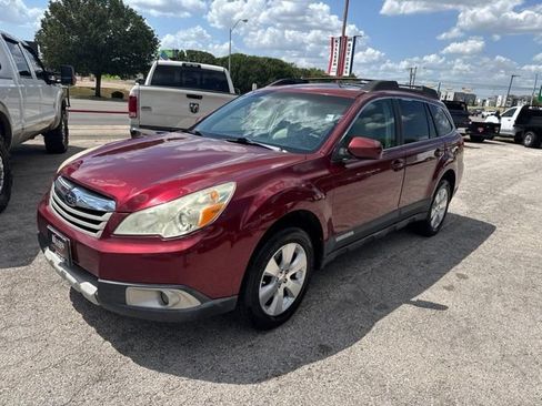 Used 2011 Subaru Outback 3.6R Limited w/ PWR Moonroof Pkg AWD/4WD image 2