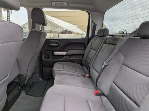 Used 2018 Chevrolet Silverado 1500 LT w/ All Star Edition image 14