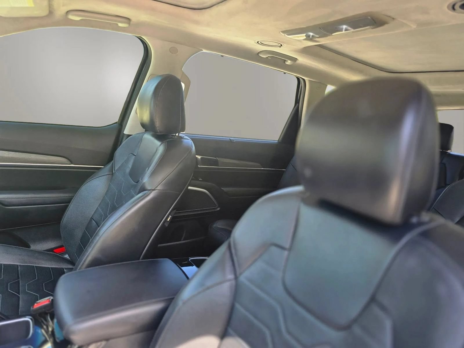 Used 2021 Kia Telluride SX w/ SX Prestige Package AWD/4WD image 12