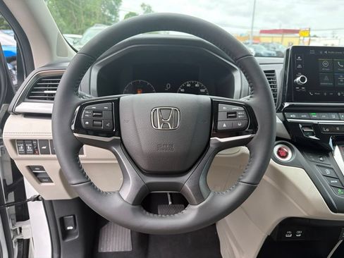 New 2026 Honda Odyssey EX-L image 13