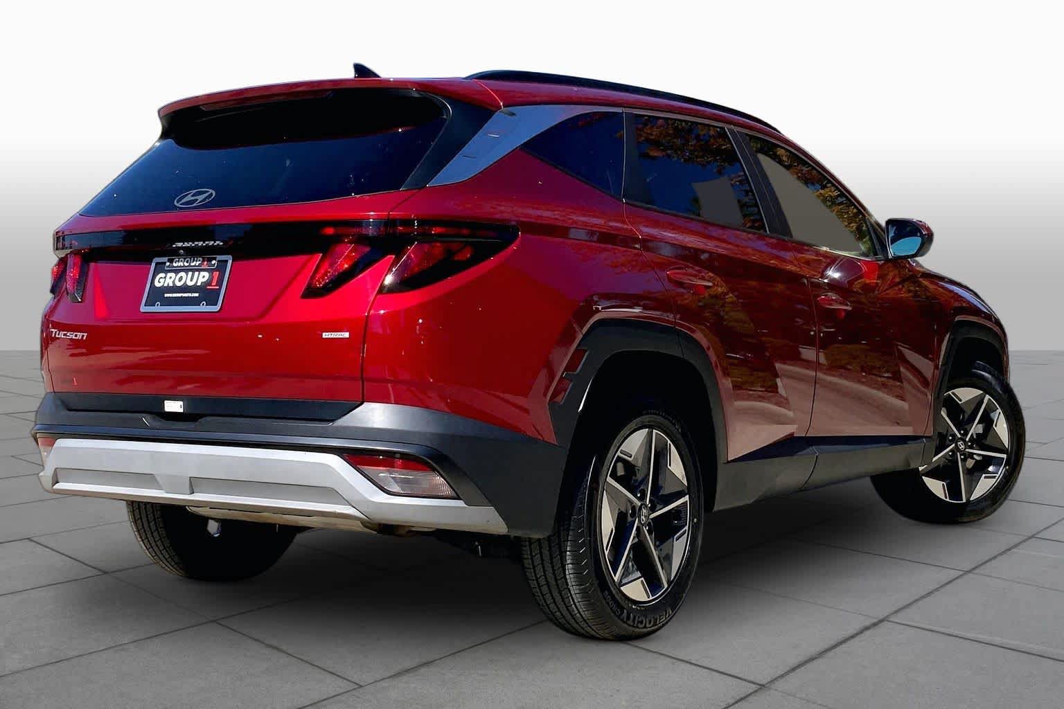 Used 2025 Hyundai Tucson SEL AWD/4WD image 13