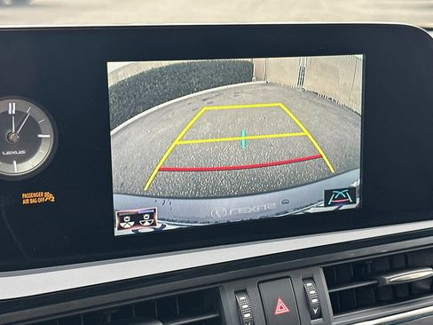 Certified 2022 Lexus ES 350 w/ Premium Package image 22