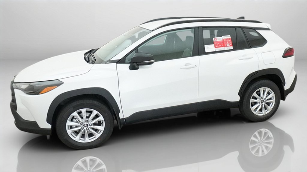 New 2026 Toyota Corolla Cross LE FWD image 5
