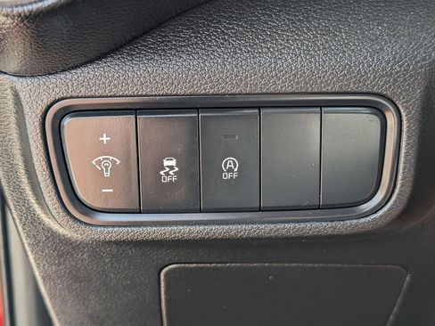 Certified 2023 Kia Soul LX FWD image 22