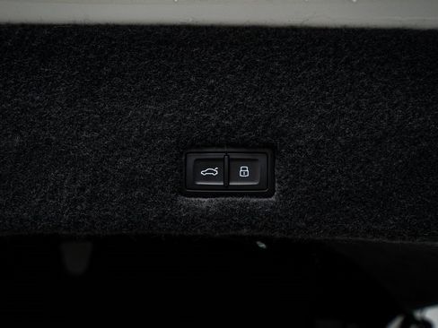 Used 2024 Lamborghini Urus Performante image 70