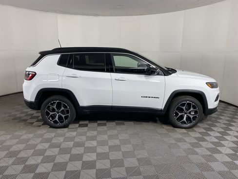 New 2026 Jeep Compass Limited AWD/4WD image 5