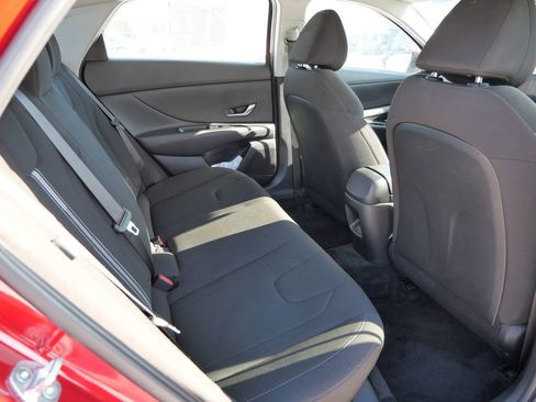 Used 2024 Hyundai Elantra SEL image 19