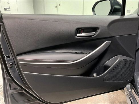 Used 2025 Toyota Corolla SE image 19