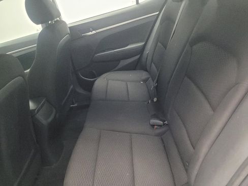 Used 2019 Hyundai Elantra SE w/ Cargo Package FWD image 18