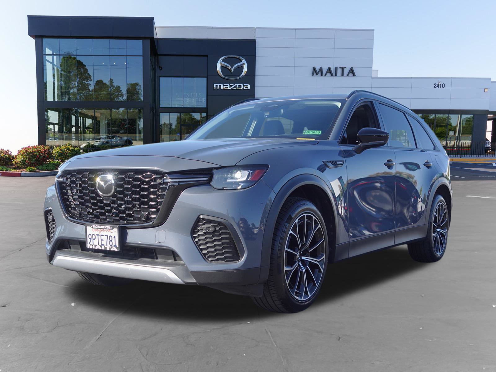 Certified 2025 MAZDA CX-70 Plug-In Hybrid w/ Premium Pkg AWD/4WD image 9