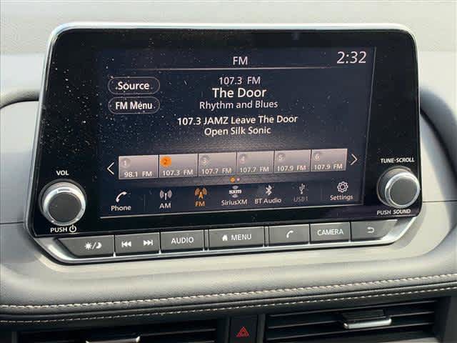Used 2026 Nissan Rogue SV FWD image 23