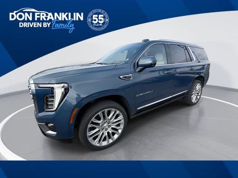 New 2026 GMC Yukon Denali w/ Denali Reserve Package AWD/4WD image 1