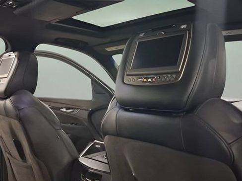 Used 2016 Cadillac Escalade Platinum AWD/4WD image 16