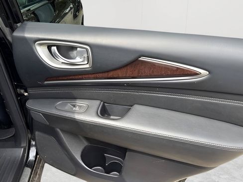 Used 2019 INFINITI QX60 Luxe w/ Sensory Package AWD/4WD image 19