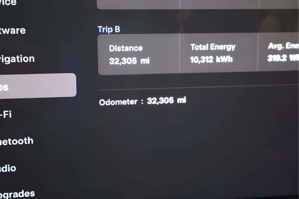 Used 2023 Tesla Model X AWD/4WD image 23