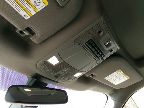 Used 2019 Ford F250 Lariat w/ Lariat Ultimate Package image 27