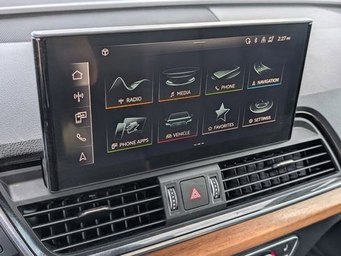 Used 2021 Audi Q5 2.0T Premium image 24