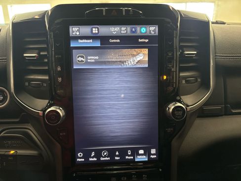 Used 2022 RAM 2500 Laramie image 46