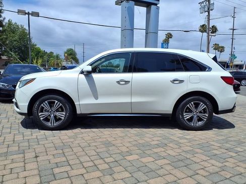 Used 2017 Acura MDX SH-AWD image 2