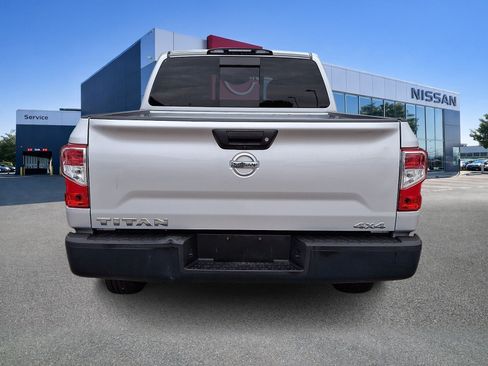 Used 2019 Nissan Titan S AWD/4WD image 5