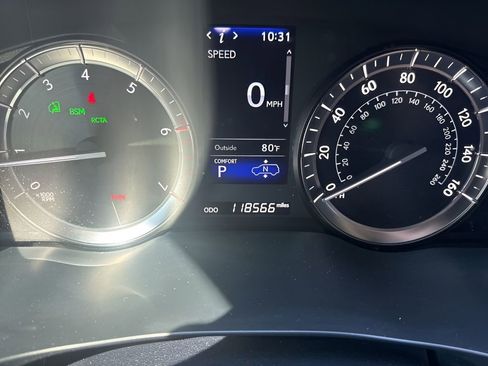 Used 2020 Lexus LX 570 4WD w/ Luxury Package image 25