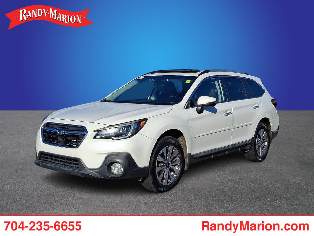 Used 2019 Subaru Outback 2.5i Touring AWD/4WD image 1