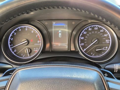 Used 2021 Toyota Camry SE image 24