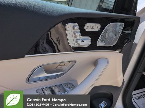 Used 2020 Mercedes-Benz GLS 450 4MATIC image 11