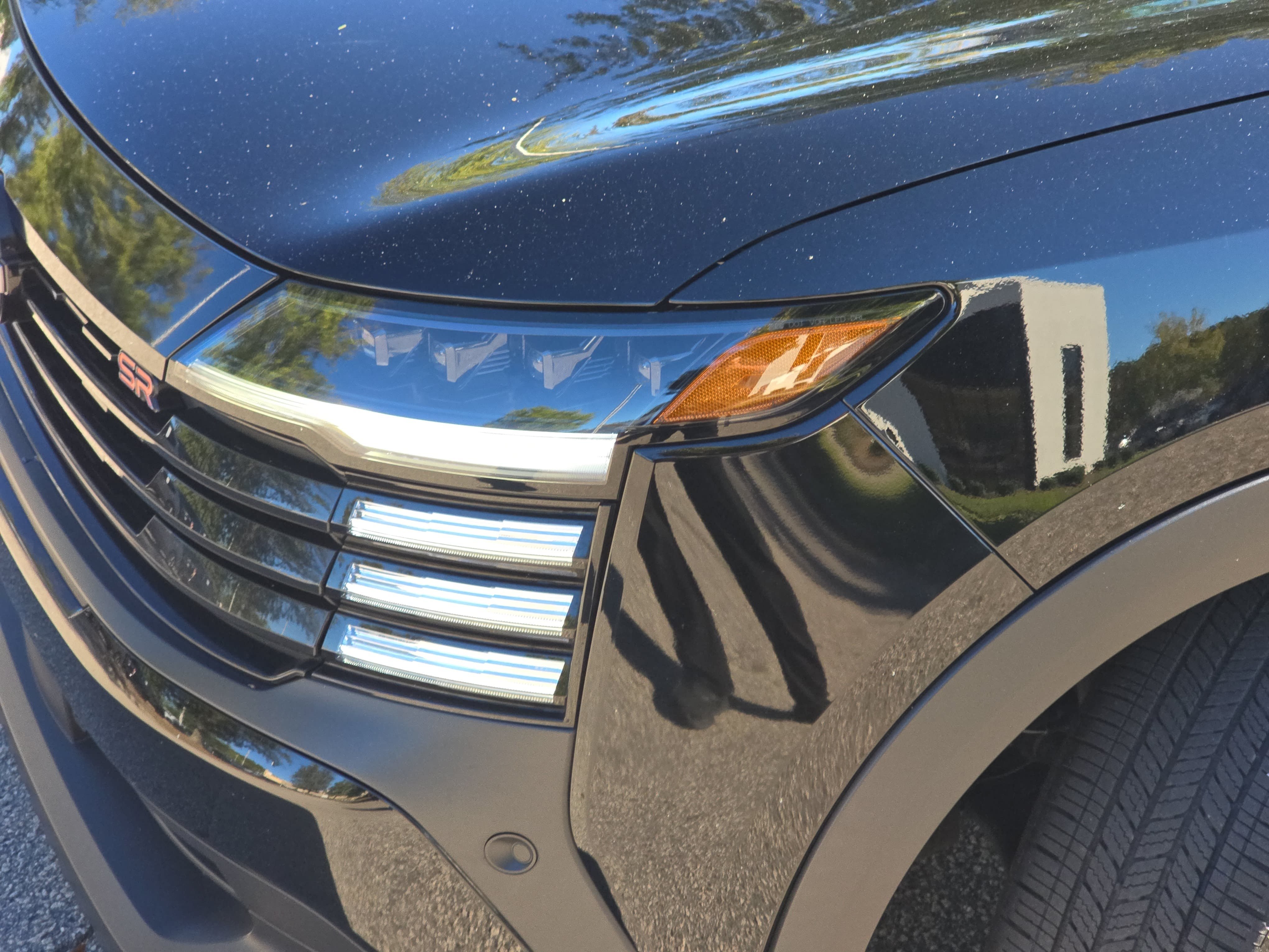 Used 2025 Nissan Kicks SR FWD image 30