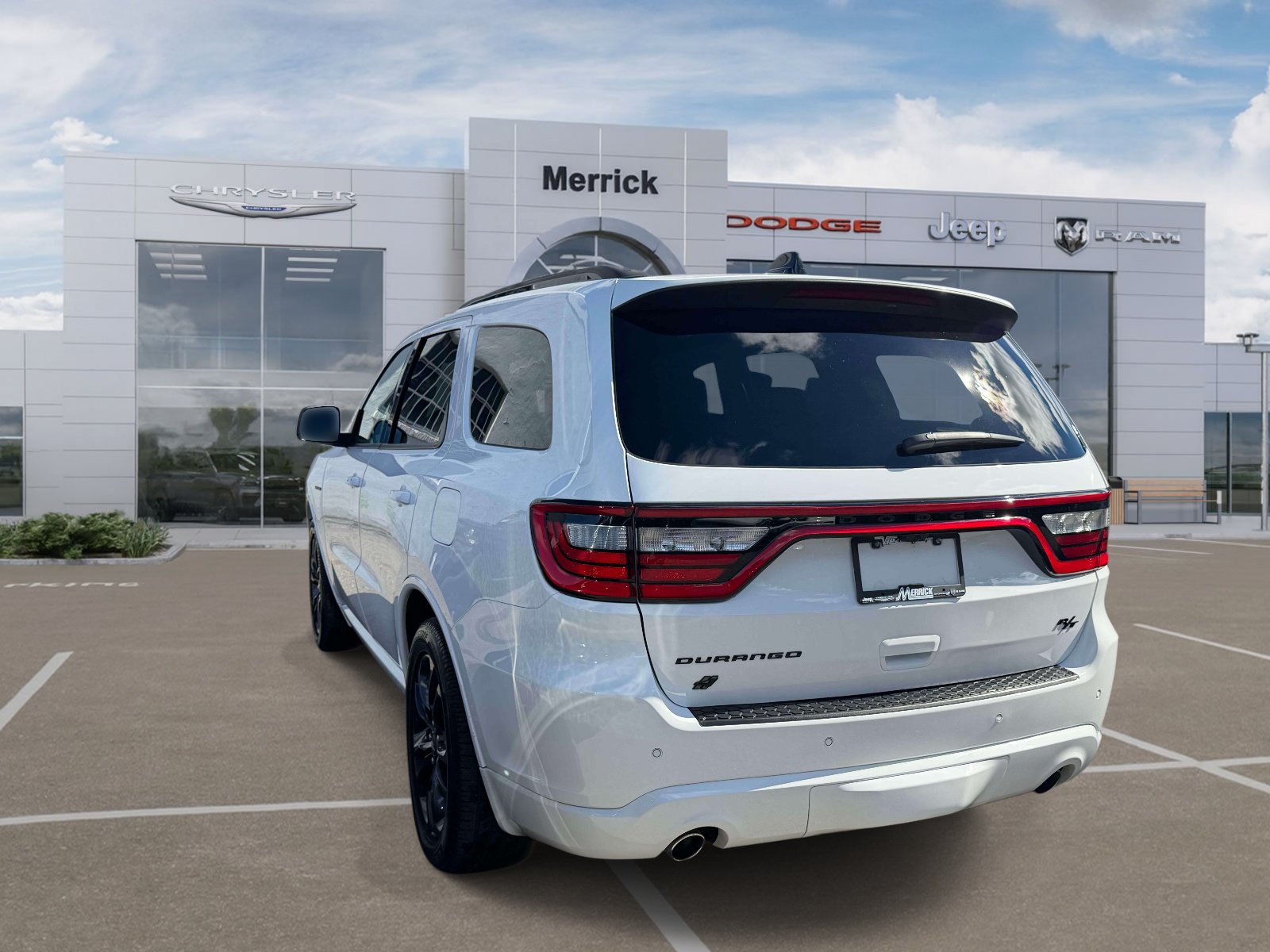 Used 2025 Dodge Durango R/T AWD/4WD image 7