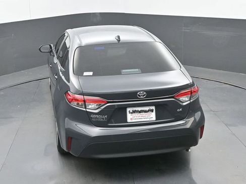 Used 2025 Toyota Corolla LE w/ Convenience Package image 28