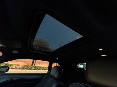 Used 2023 Dodge Challenger R/T w/ Plus Package image 27