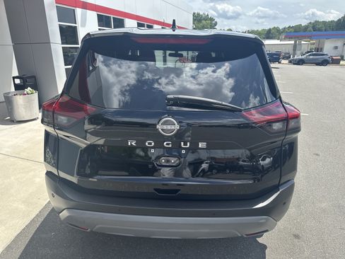 Used 2021 Nissan Rogue SV AWD/4WD image 7