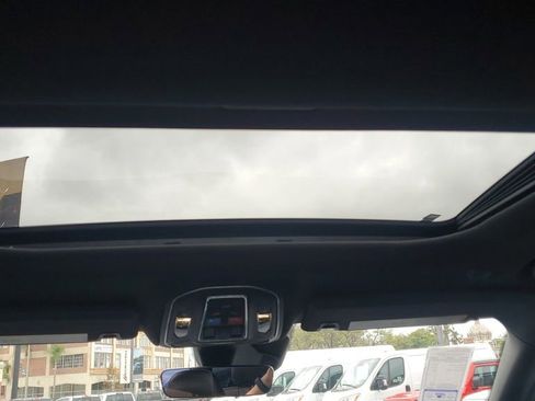 New 2025 Jeep Grand Cherokee Altitude image 14