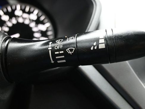 Used 2024 Nissan Altima 2.5 SR image 29