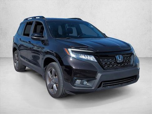 Used 2019 Honda Passport Touring image 3