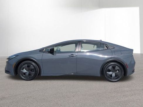 Certified 2023 Toyota Prius LE image 10