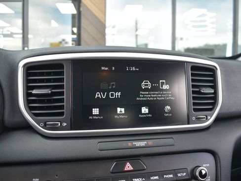 Used 2022 Kia Sportage LX image 19