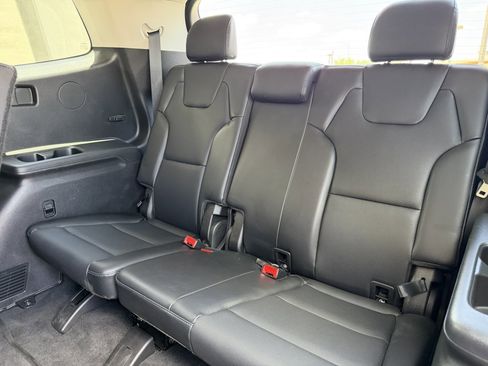 Used 2023 Kia Telluride LX FWD image 38