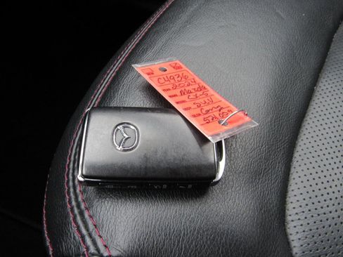 Used 2024 MAZDA CX-5 Carbon Edition image 14