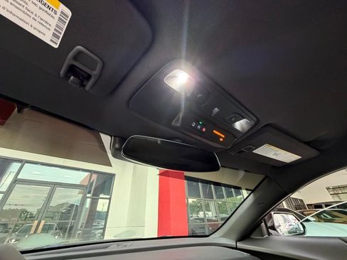 Used 2019 Chevrolet Camaro ZL1 RWD image 39
