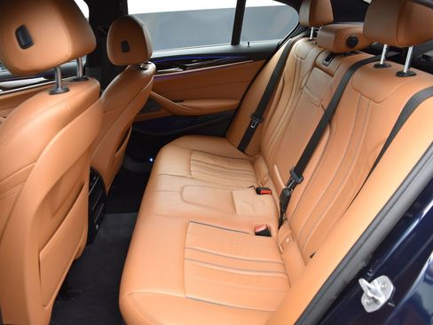 Used 2019 BMW 540i xDrive w/ Convenience Package AWD/4WD image 12