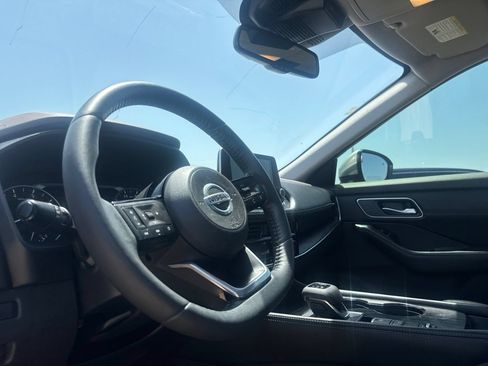 Used 2021 Nissan Rogue SL FWD image 36