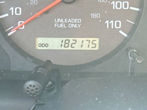 Used 2000 Nissan Xterra XE AWD/4WD image 27